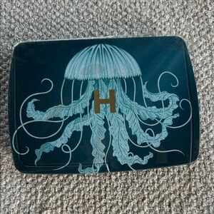 Hourglass Blush Compact with Jellyfish Design